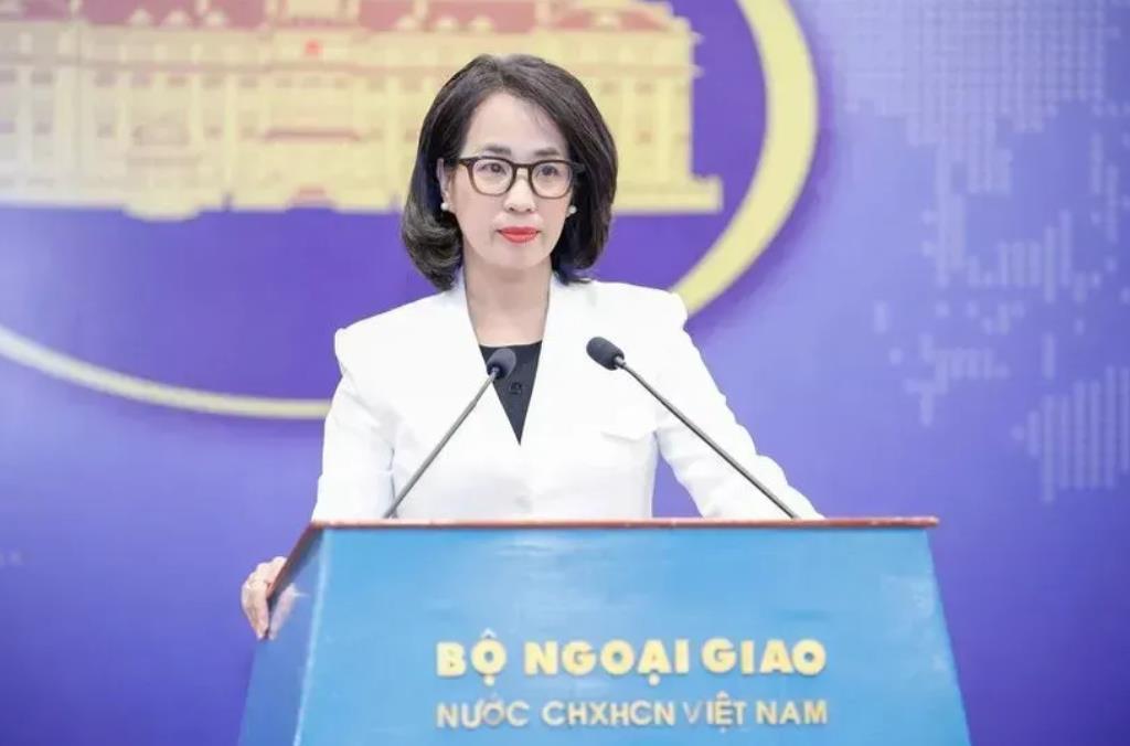 中国还没有发话，越南却先出手了！越南警告泰国和柬埔寨，让他们赶紧进行和平谈判，据