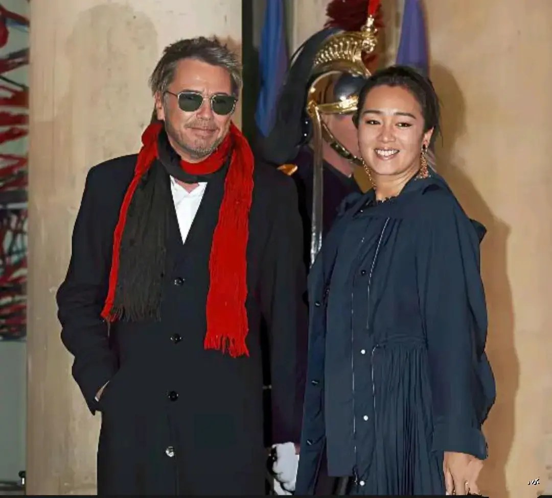 找到真爰，笑得永远灿烂，有爱永远不老。