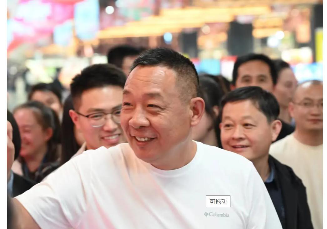 【为了爱与自由，于东来必须回来】
这次于东来真的被伤心了！
那位被封号的家伙，不