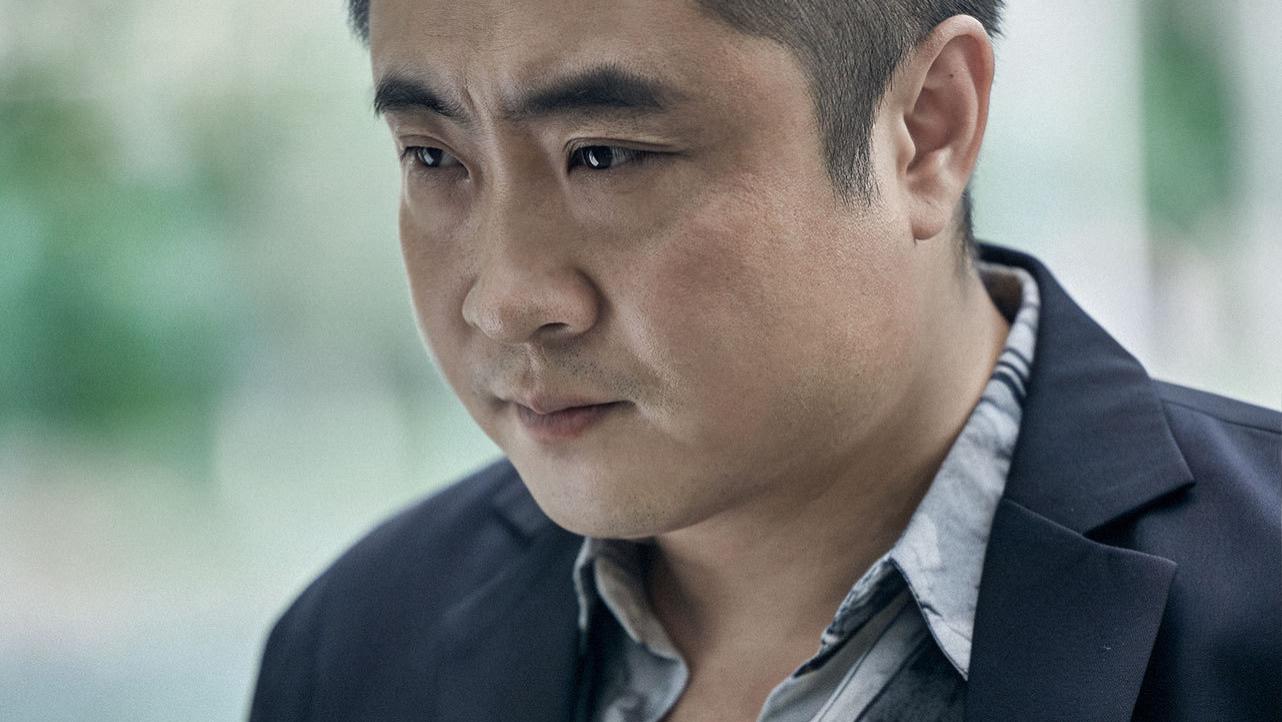 乔杉杀疯了！《金刚不坏》公映，喜剧男神变硬汉笑着哭