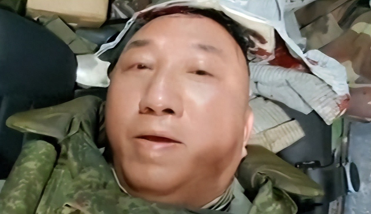 记者前线遇袭，真相不容掩盖











太可怕了！中国记者在前线差点没