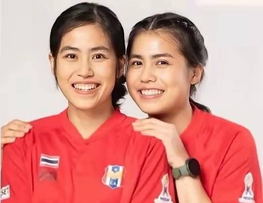 泰国女队3：0蒙古女队，实力强，抽签后我就说泰国队能晋级淘汰赛。
#秋日生活打卡