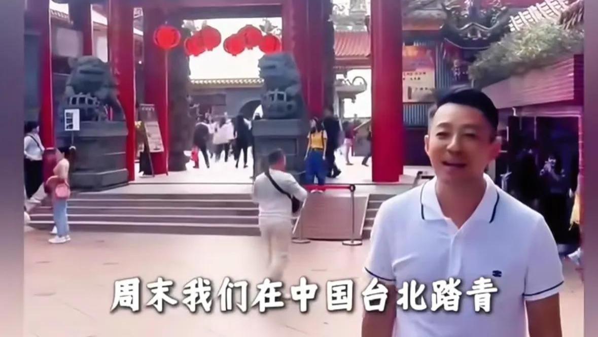 汪小菲离台前父爱满满：带女儿小玥儿逛夜市，祖孙三代共度温馨时光