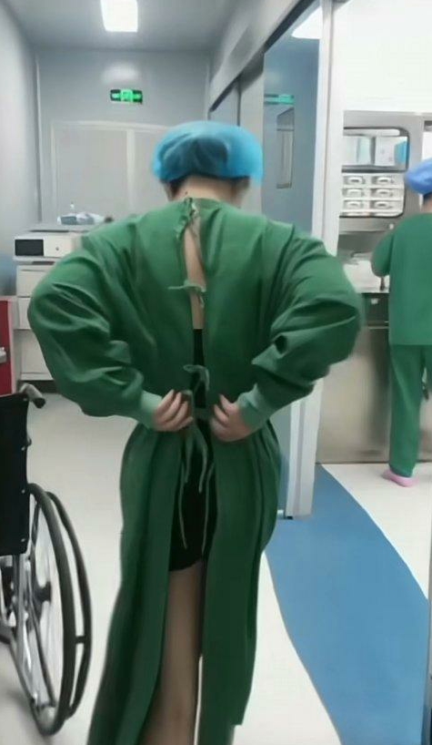 什么医院穿这样的衣服？？？