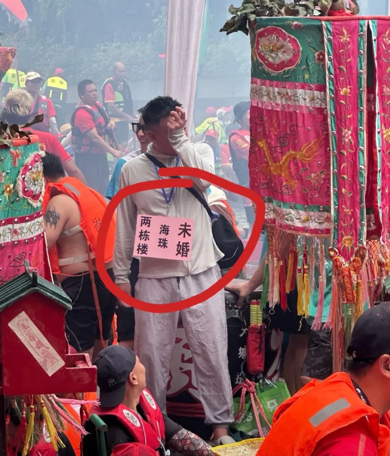 猎德房东斥巨资打造了三条船，翻了两条
猎德翻船这波房东都很气
然而唯独猎德村这个