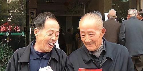 今年养老金为什么不公布，我觉着啊，人社部可能不会公布养老金涨幅比例了。
其实吧，