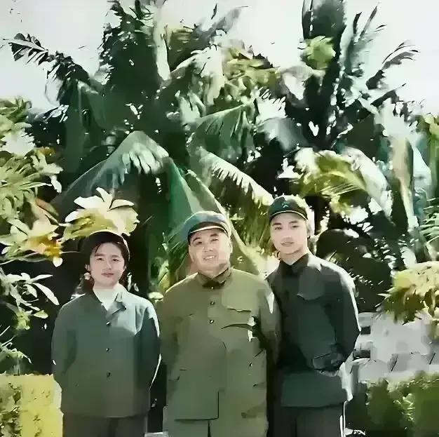 这才是许世友将军的真实相貌，不要再被电视剧里的美貌欺骗，现在的电视剧真的太忽悠人