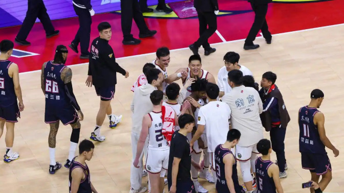 关键先生！广东骑兵末节连砍6分，杜锋要重点培养他