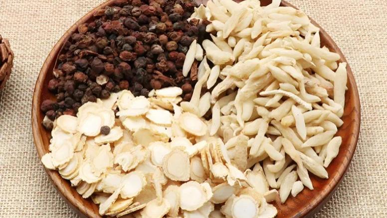 夏天一动就大汗？生脉饮正确喝法，补气不上火