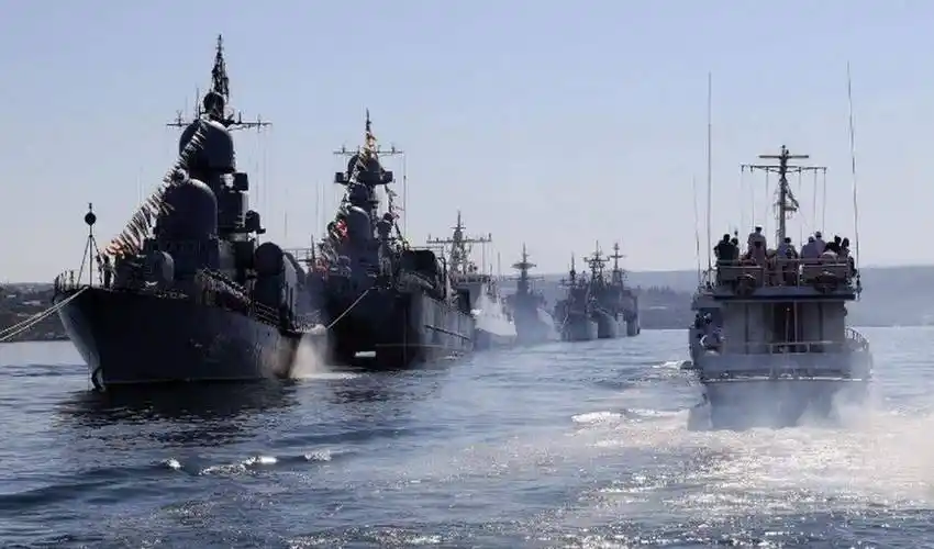 俄罗斯紧急发起“七月风暴”军演，剑指英美
7月23日，俄罗斯在没有任何预告的情况