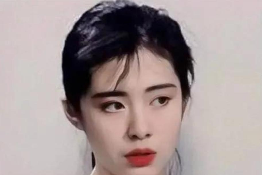 王祖贤北京的士趣事











惊天大新闻！一代女神王祖贤居然在北京闹