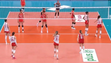 热身赛：中国女排1-3不敌波兰！

北京时间7月19日晚，2025年世界女排联赛