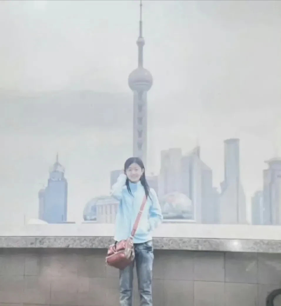 赵丽颖东方明珠照背后的故事











曾经的赵丽颖，一个普通女孩，站