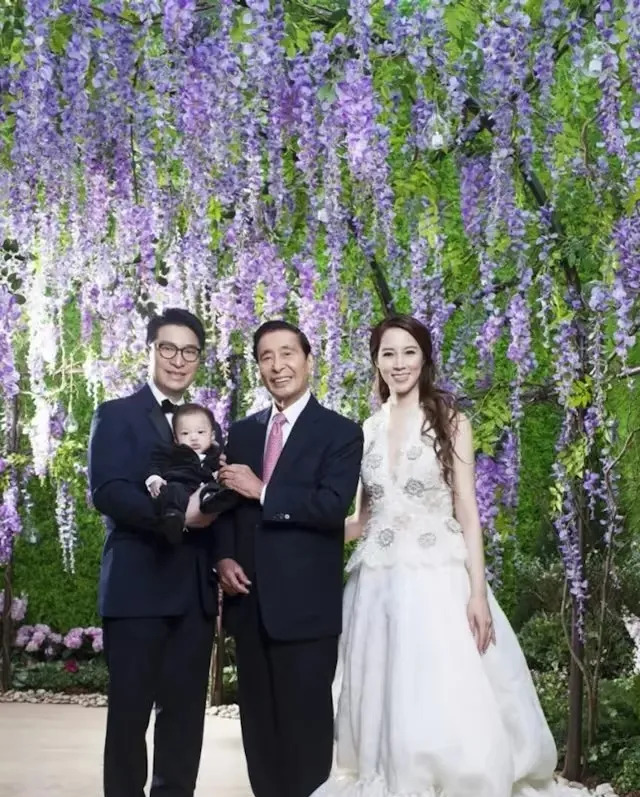 豪门公公李兆基奖励儿媳











天哪！豪门媳妇徐子淇简直太让人羡慕