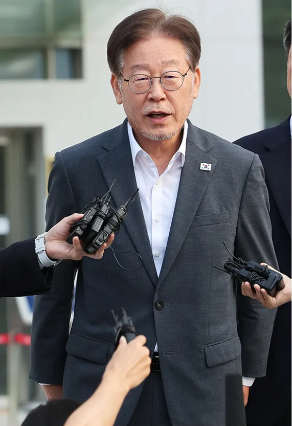 快报，快报 
韩国刚刚宣布了 
9月1日最新消息，韩国政府刚通过了2026年高达