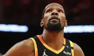 大瓜！
考辛斯爆出猛料，
杜兰特离队真相原来是这样的，前NBA国王中锋，考辛斯在