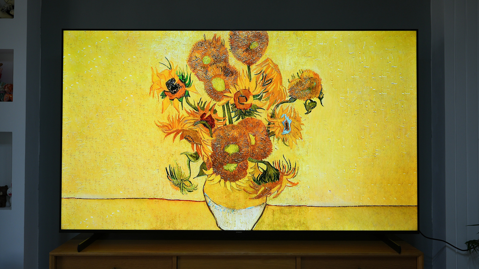 创维85A5F+测评：高端抗光屏+内置回声壁，同价位唯一？