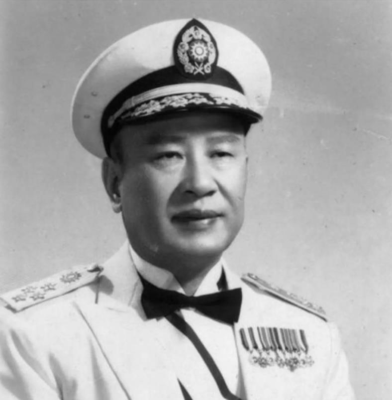 1950年，白崇禧跑到台湾后，发现部下朱怀冰与他是邻居，就高兴的去看他，谁知刚到
