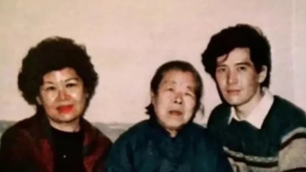 1986年，费翔事业正如日中天，他的妈妈却突然对他说：“找到你的姥姥了，她在北京