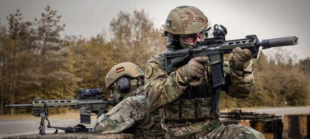 德国宣布了最近1个月援助乌克兰军援，24辆装甲车、3辆猎豹自行高炮（配备1万发弹