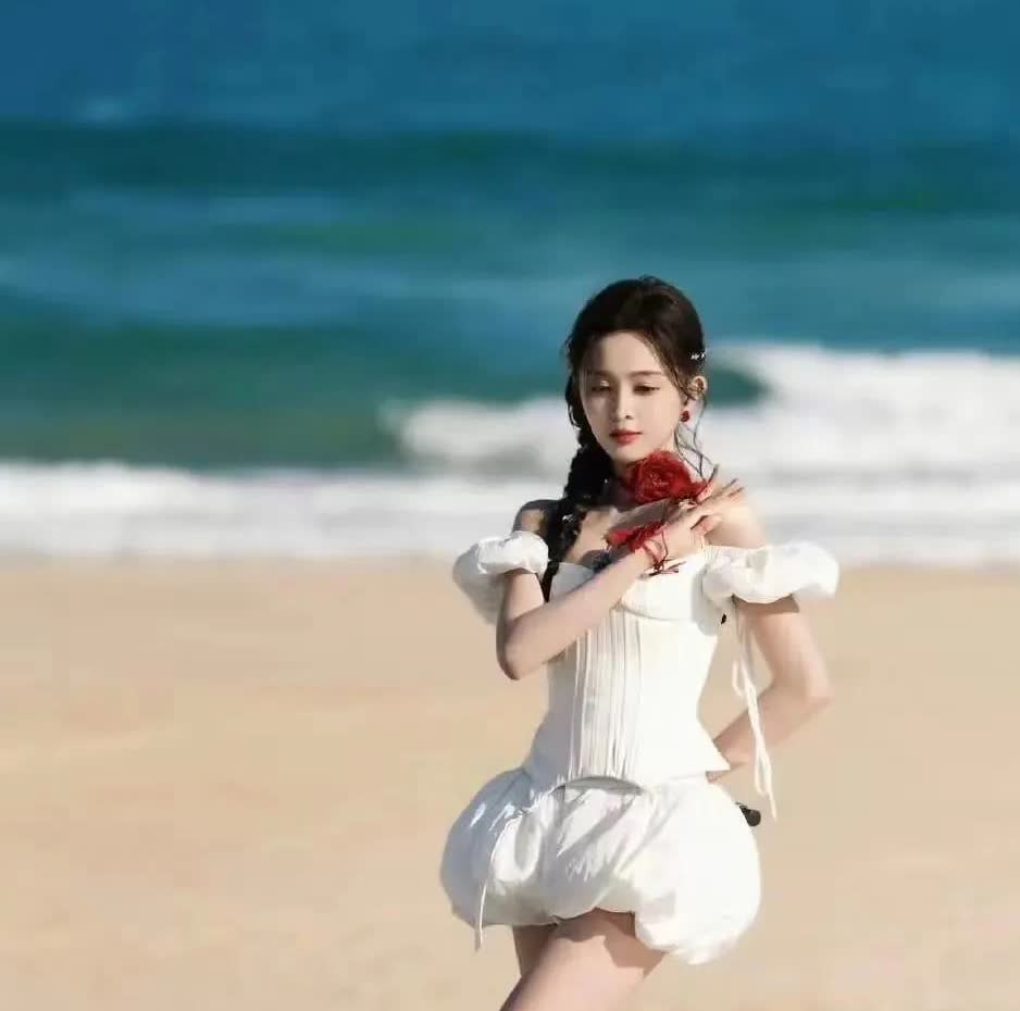 忽然发现，浪姐6最让我惊讶的，不是王蓉，也不是叶童，而是吴宣仪。

不是因为