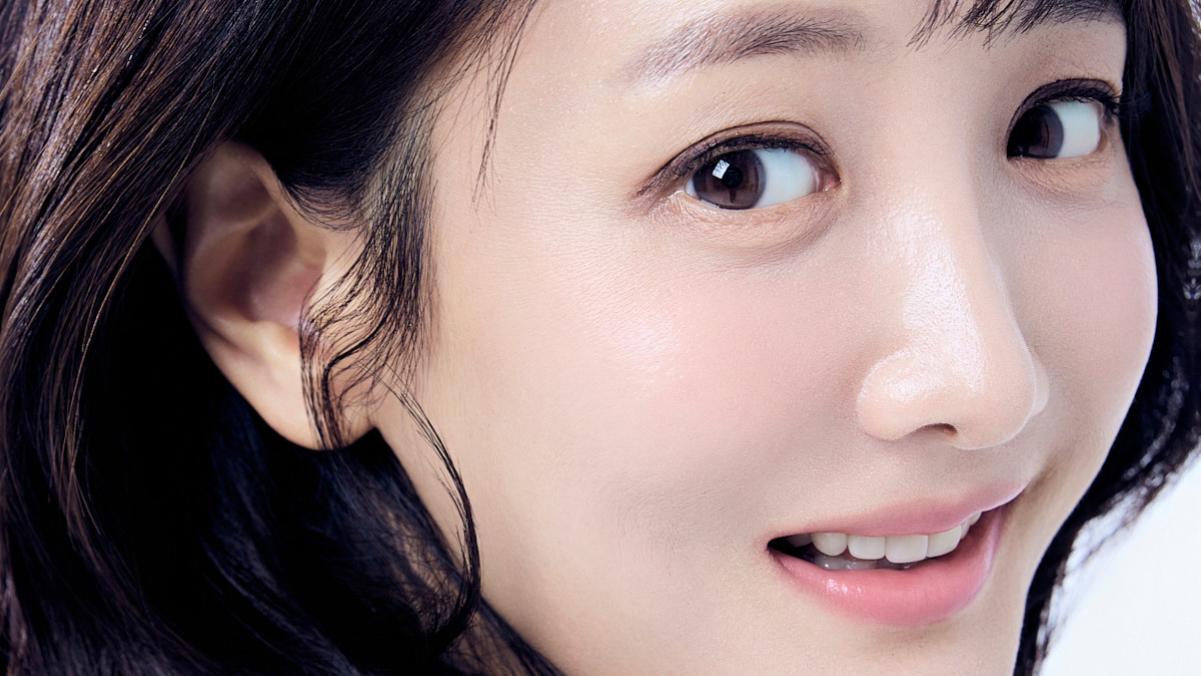 韩国女演员捨康最新bnt画报公开 学业事业并行让人生更清晰可期