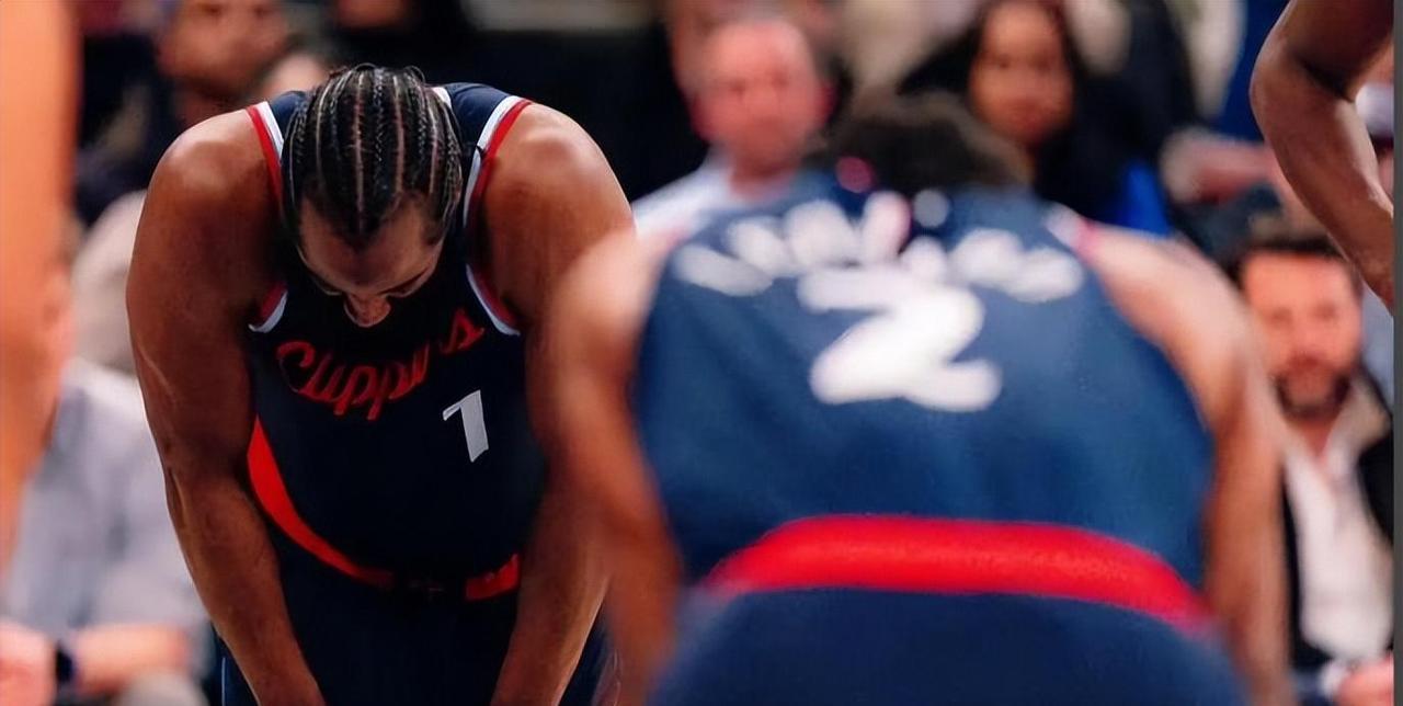 合同年想让比尔 打替补挺难的，最好双赢就是给比尔重新找个队。
合同年想让比尔 打