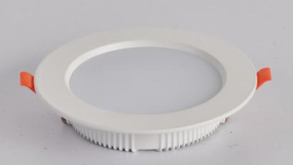 惊艳！高光效筒灯打造的梦幻光影世界