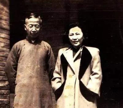 1940年，50岁竺可桢，向36岁陈允敏求婚被拒，竺可桢非常不甘，他准备来硬的。