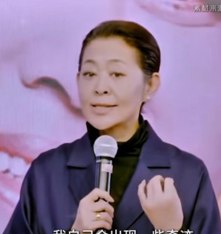 倪萍在她60岁的时候说，她要从头开始，先减肥，然后从三个问题改变自己:
1.学会