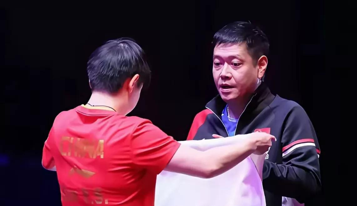 感觉邱指导真的没必要发文声明。懂你的人都懂你付出的辛苦，大家都看得到。那些人就是