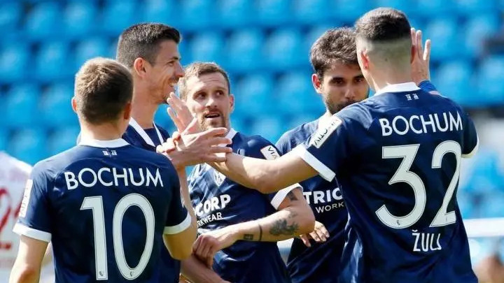 今日足球公推 强子足球推荐：全天21场比赛分析预测