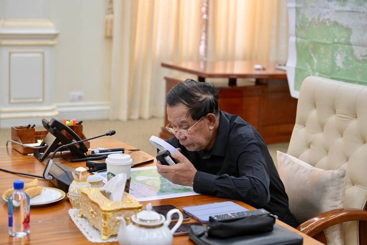 今天，柬埔寨参议院主席洪森在脸书上发布了一则帖子，表达了他对当前国家和人民困境的