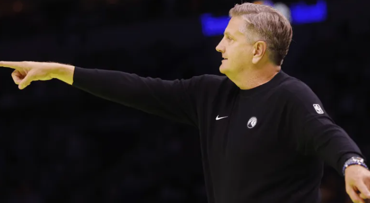 昨日NBA杯小组赛，森林狼113-114不敌太阳。赛后，森林狼主帅芬奇接受了采访