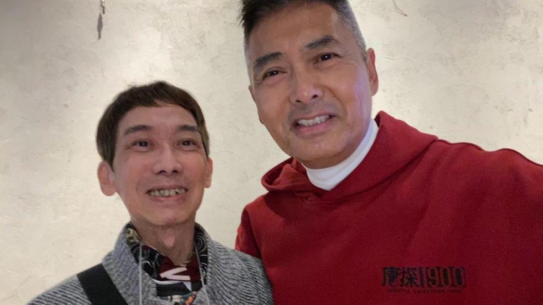 61岁张达明罕见现身，身体消瘦眼窝凹陷