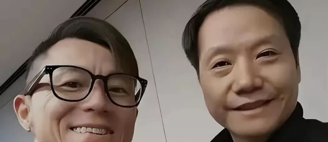 车评人陈震罕见称赞小米公司的老板雷军，直呼雷军“牛逼”！
陈震情真意切地表示：