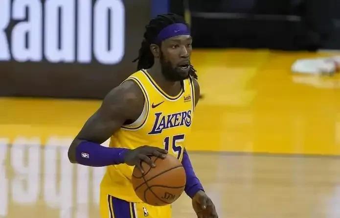自从因为与浙江男篮和新疆男篮先后签约，闹出“重婚”闹剧后，前NBA最佳第六人哈雷