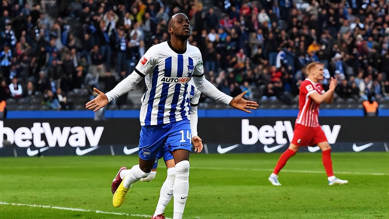 周二足球精彩推荐二串一：那不勒斯VS科莫+柏林赫塔VS弗赖堡（附扫盘）