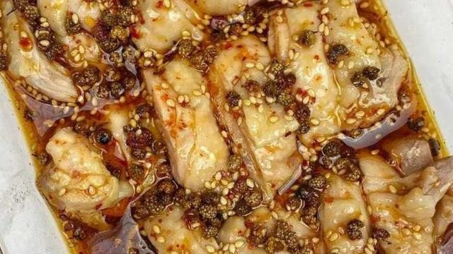 藤椒鸡腿：麻辣鲜香的家常美味