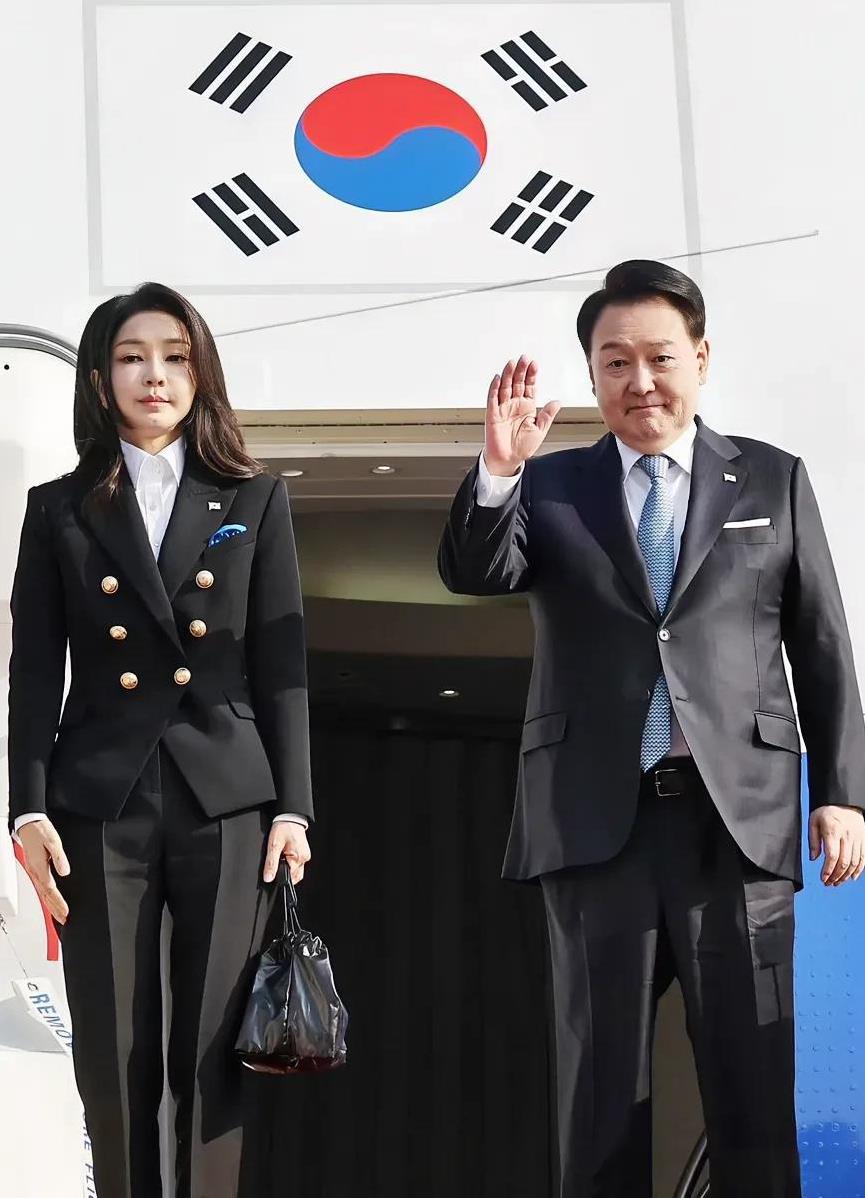 不可思议！韩国媒体在最新的报道中披露，韩国总统尹锡悦数十天前被公职人员调查处带走