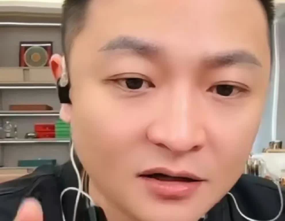 二子爷回应自己为什么不办活动，因为体量不够，撑不起十万加！

       