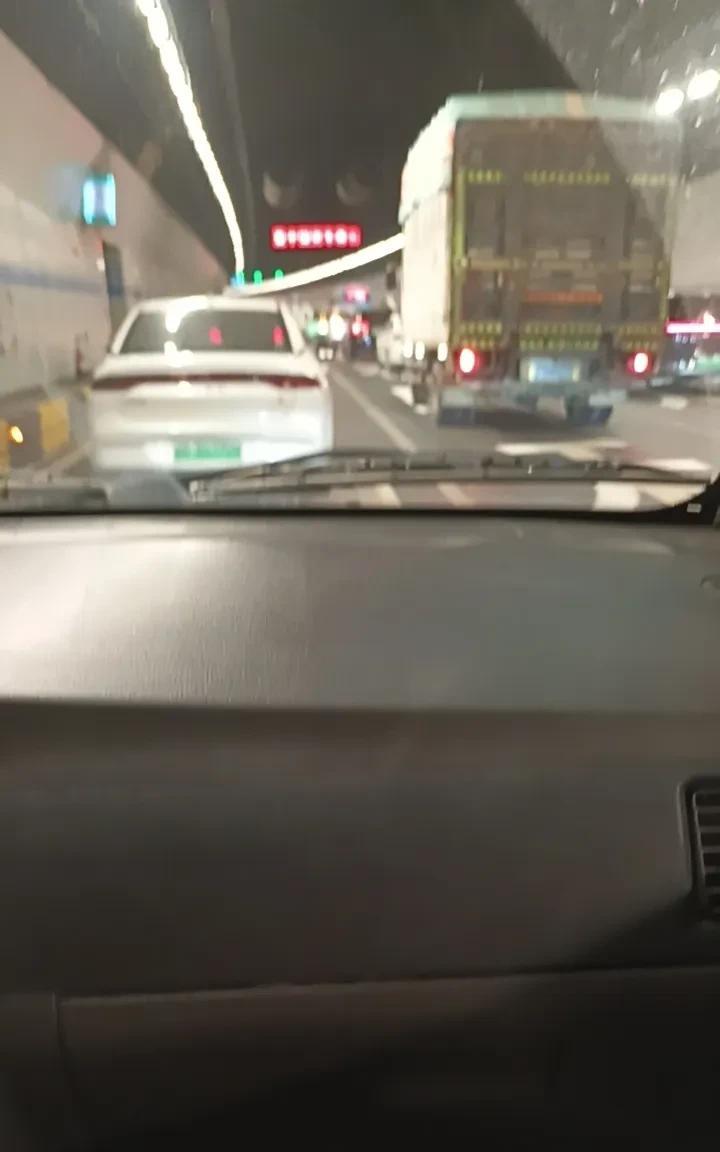 内心举案齐眉的三大星座
星座这东西还挺有趣的。像处女座，心思缜密得很。就像我有个