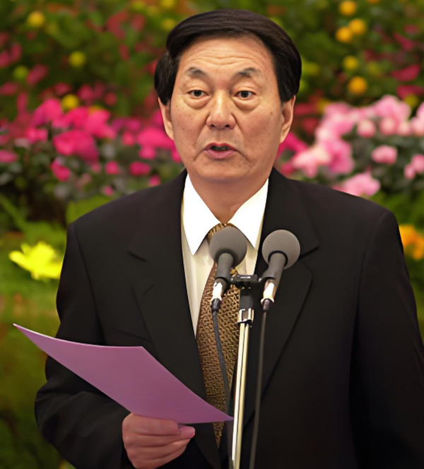 朱镕基说“质量是上海的生命”，有人说：政治算什么？