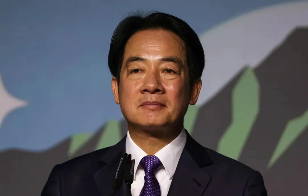岛内媒体真的慌了，出来喊话了！
现在，咱们的演习已经把台岛团团围住，面对此情此景