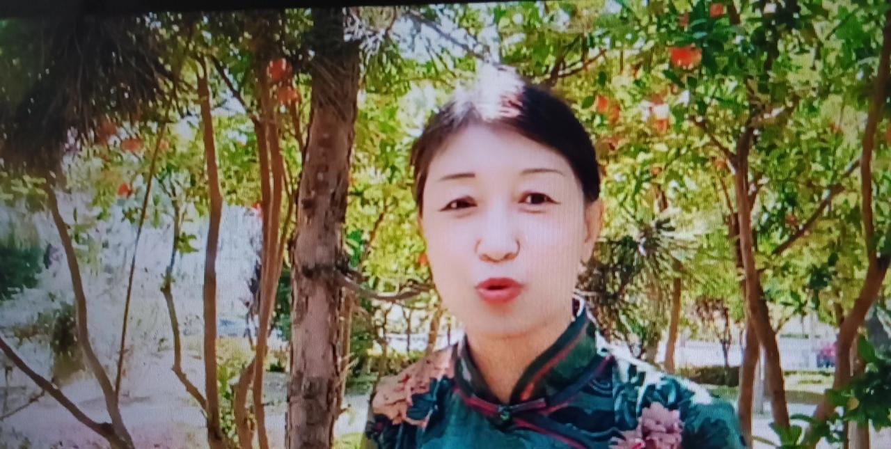 怎么拍视频才能，既有美颜又清晰真实？
大家平时都是在哪拍视频的？是用原相机还是在