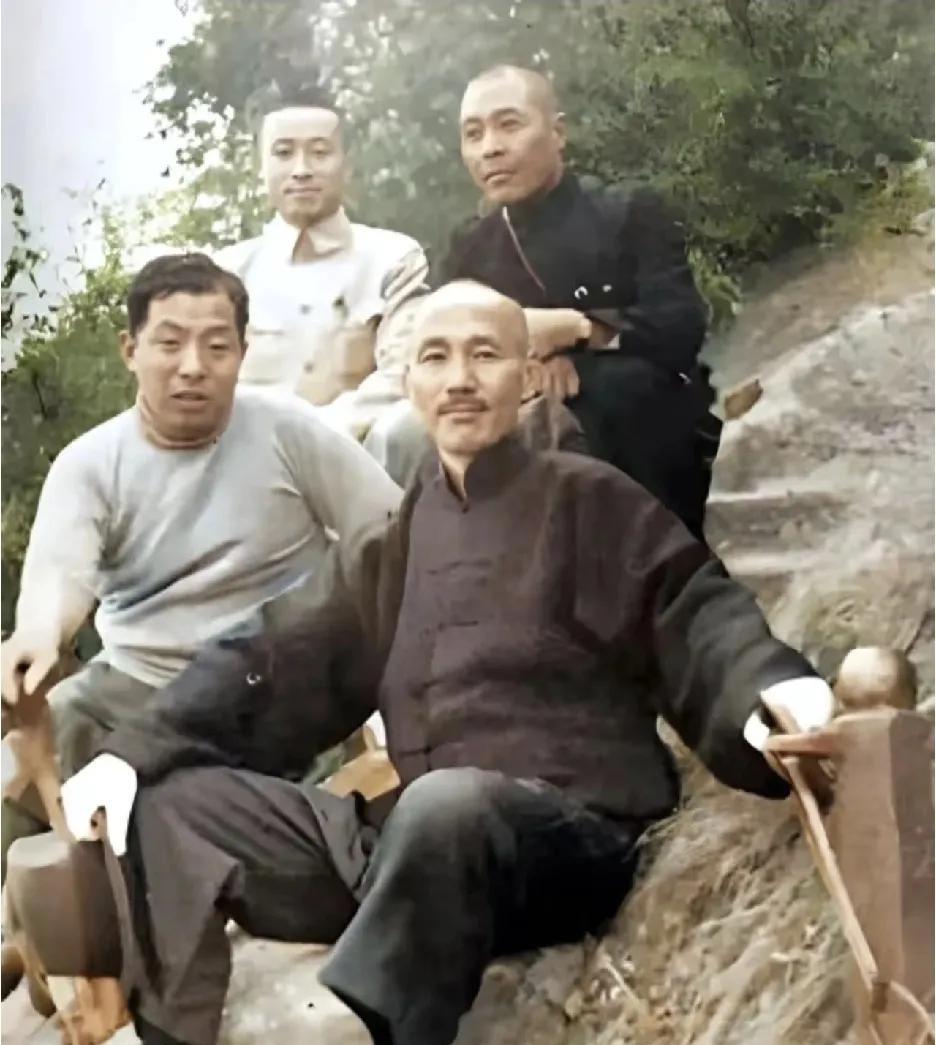 昔日座上宾，转瞬阶下囚。民国风云！