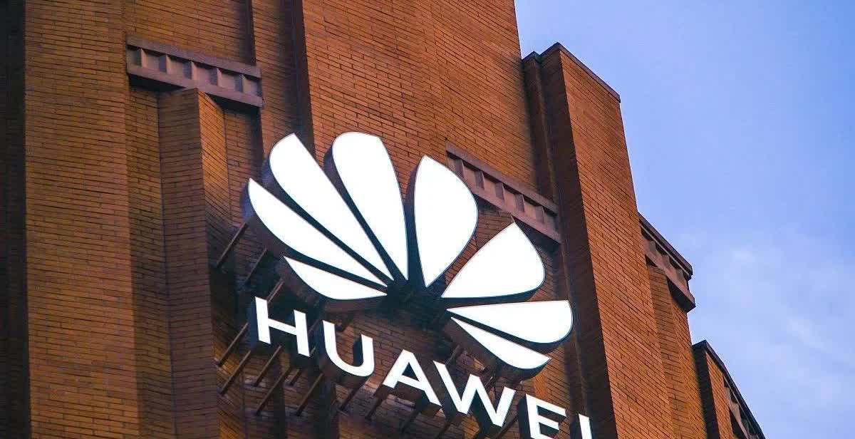 因为这一点，我们都要感谢华为！
说句实在话，不管你钟情于苹果、小米、vivo还