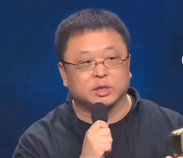 这次支持罗永浩！哪怕罗永浩最后输了，说的不全对，还是支持，毕竟他敢于发声，而且质