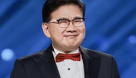 曹可凡官宣新身份，评论区却吵翻天！他究竟得罪了哪路神仙？
嘿，各位老铁，今儿咱们