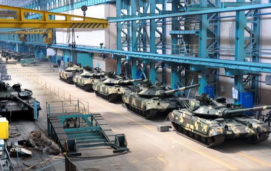 北约援乌的双面账本：从钢铁支撑到经济红利